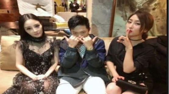 关注娱乐圈的吃瓜群众